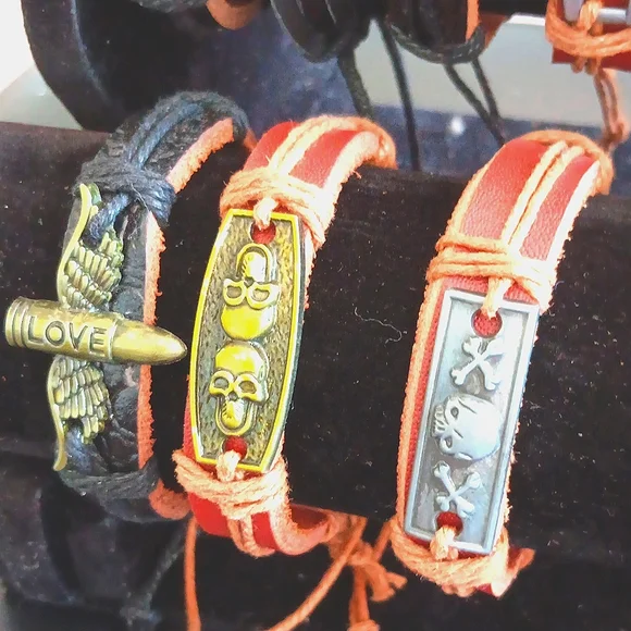 Leather Bracelets All 29 With Stand Adjustable Genuine Leather NWOT - Picture 4 of 6